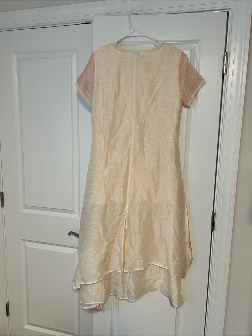 Cream High-Low Short Sleeve Dress with Pink Sleeves